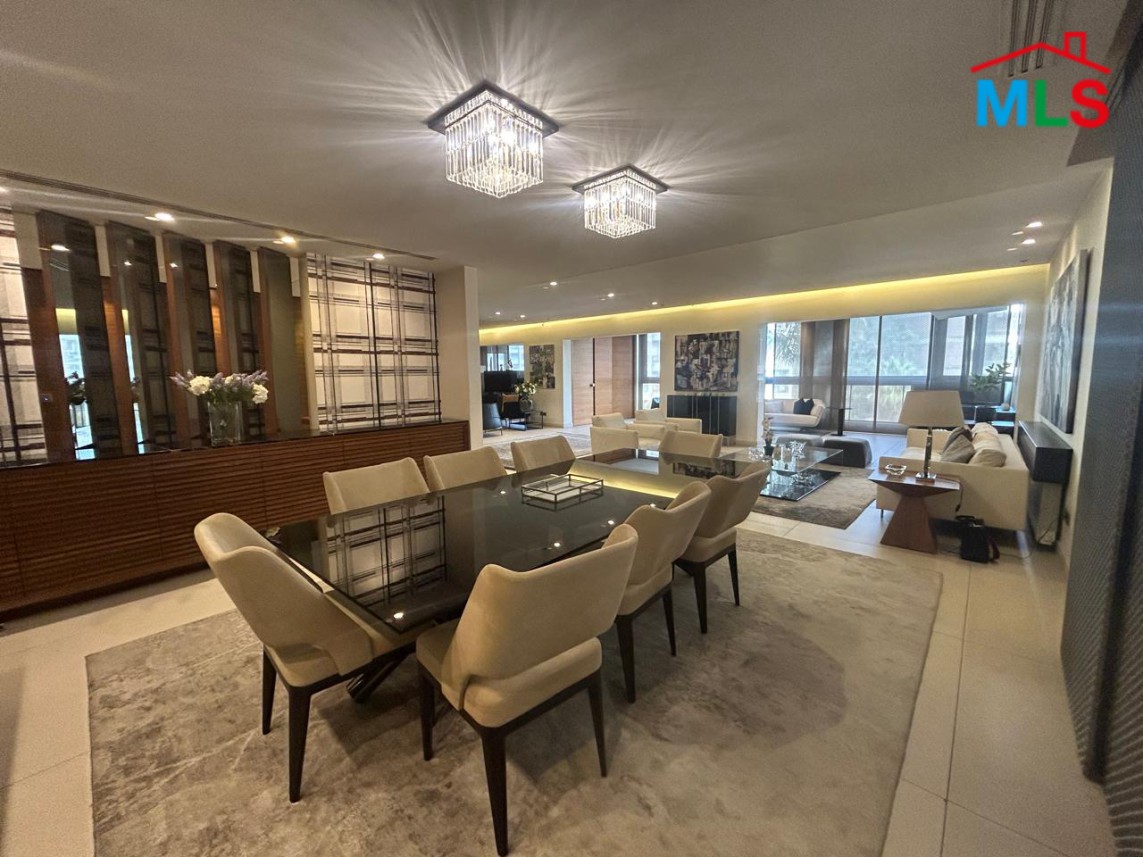 Beautiful Unfurnished 4-Bedroom Apartment for Sale In Jnah