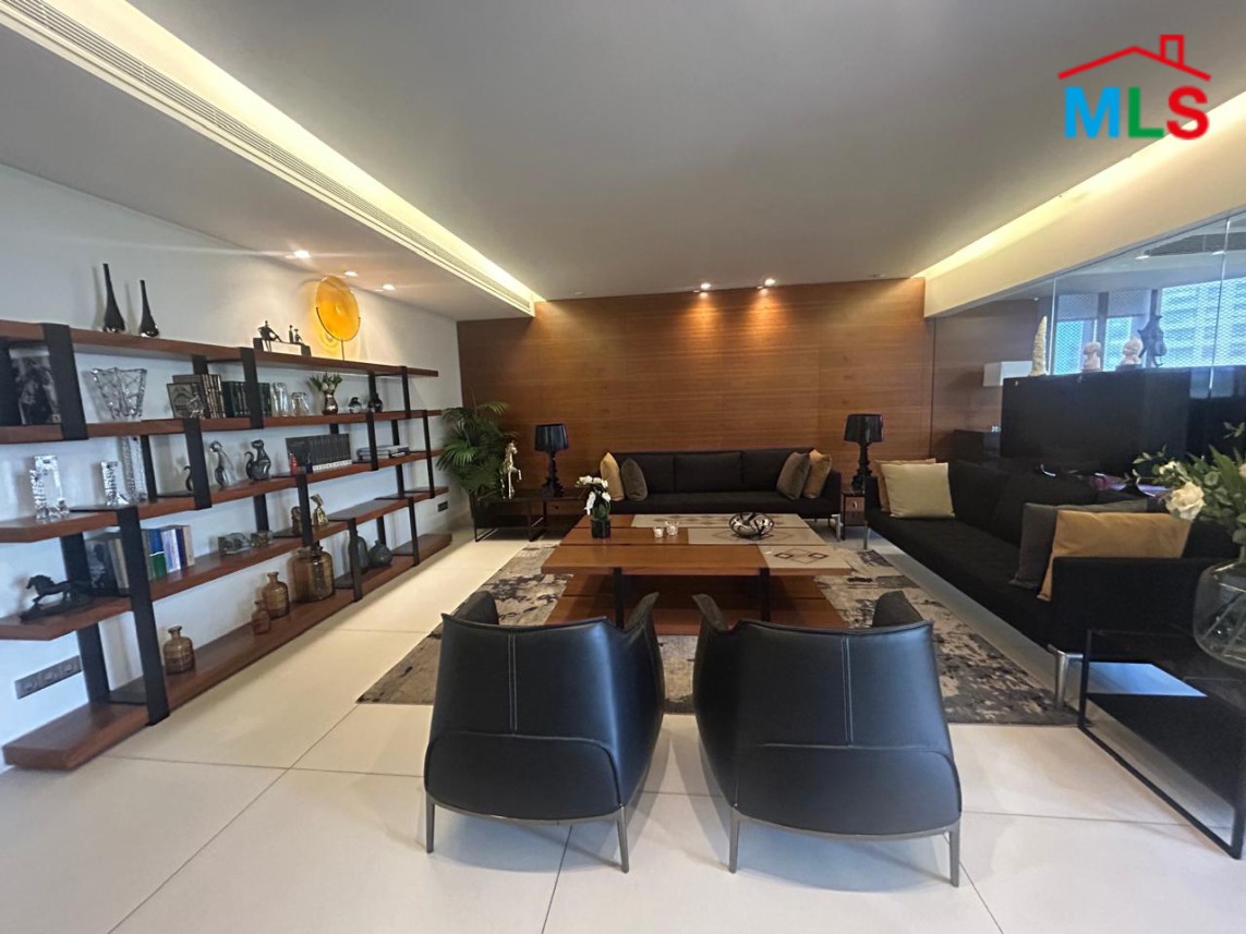 Beautiful Unfurnished 4-Bedroom Apartment for Sale In Jnah