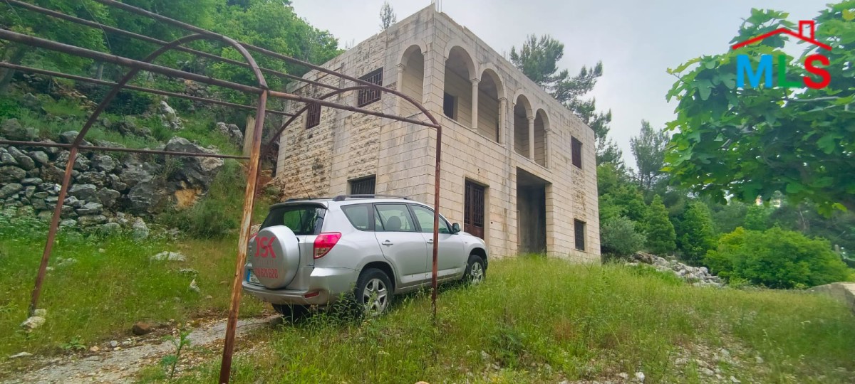 Land With House For Sale In Chahtoul