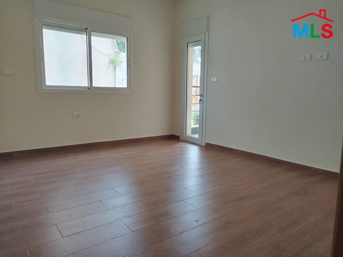 Spacious Apartment with Terrace & Sea View For Sale In Chnaniir