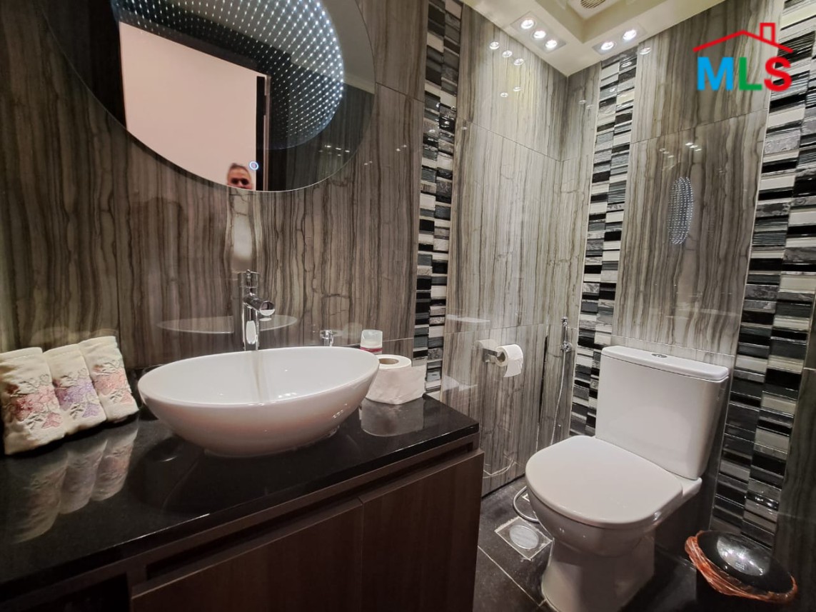 Well-Decorated Apartment For Sale in A Prime Location In Naccache