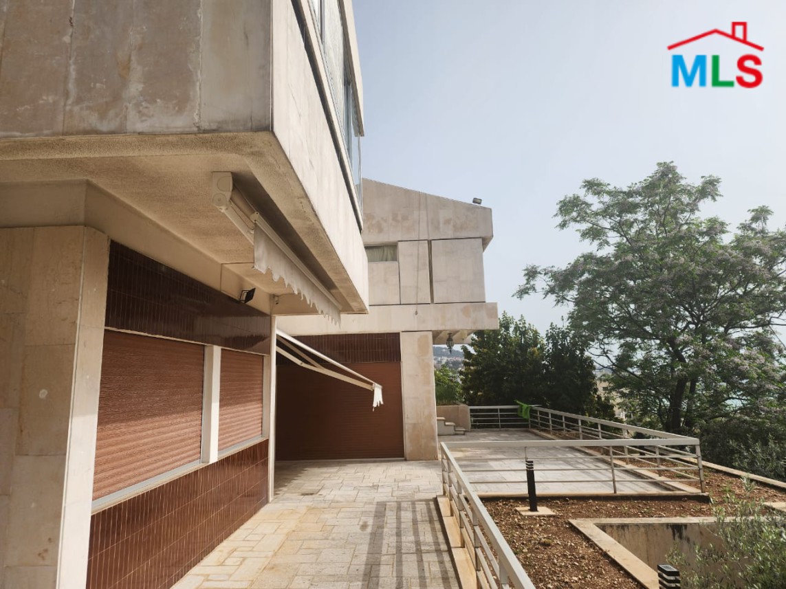Villa with a big land For Sale in Nahr Ibrahim on the main road