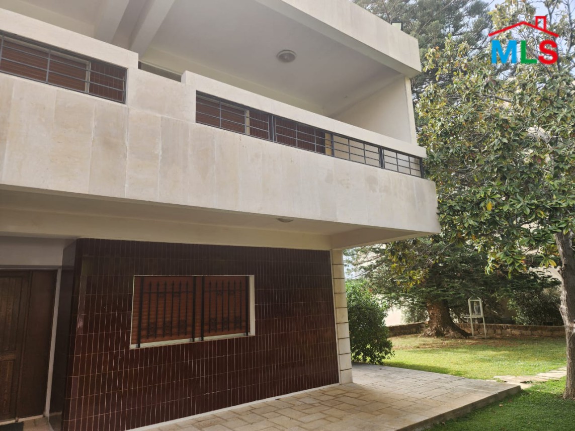Villa with a big land For Sale in Nahr Ibrahim on the main road