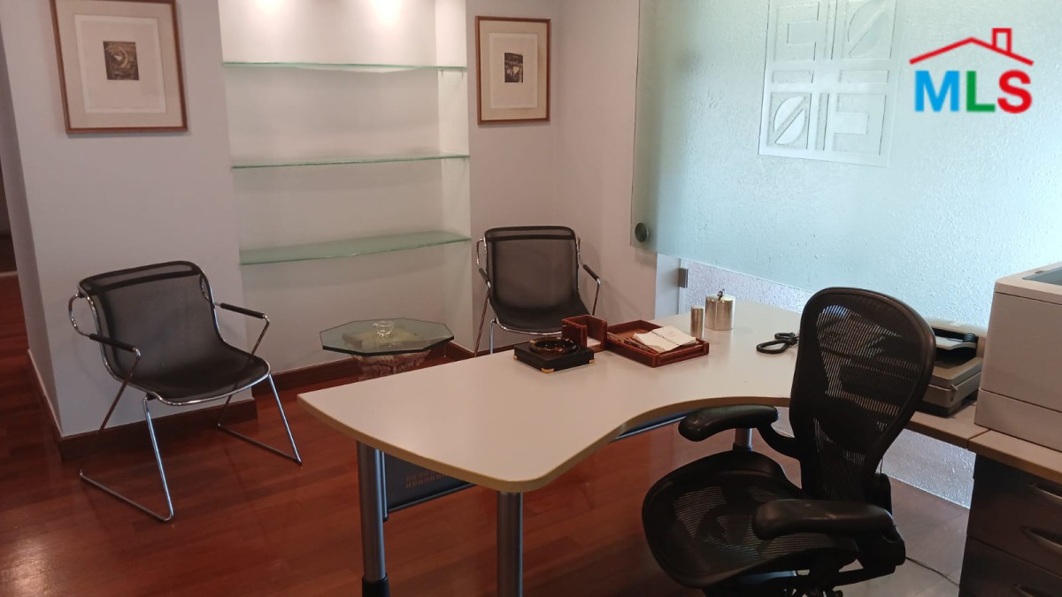 Spacious Office With Terrace for Sale In Zalka