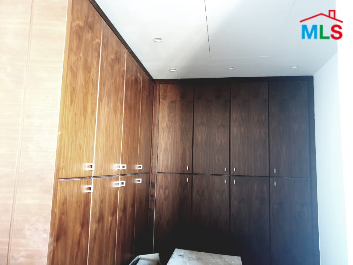 High-End 4-Bedroom Apartment For Sale in Achrafieh, Carré D'or