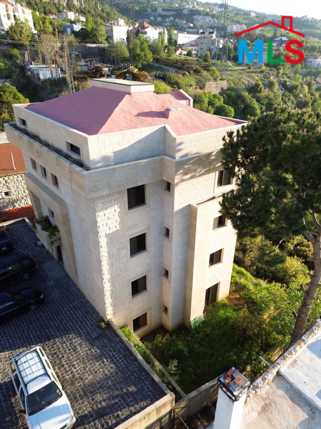 A High-End Well Constructed Building For Sale In Bikfaya