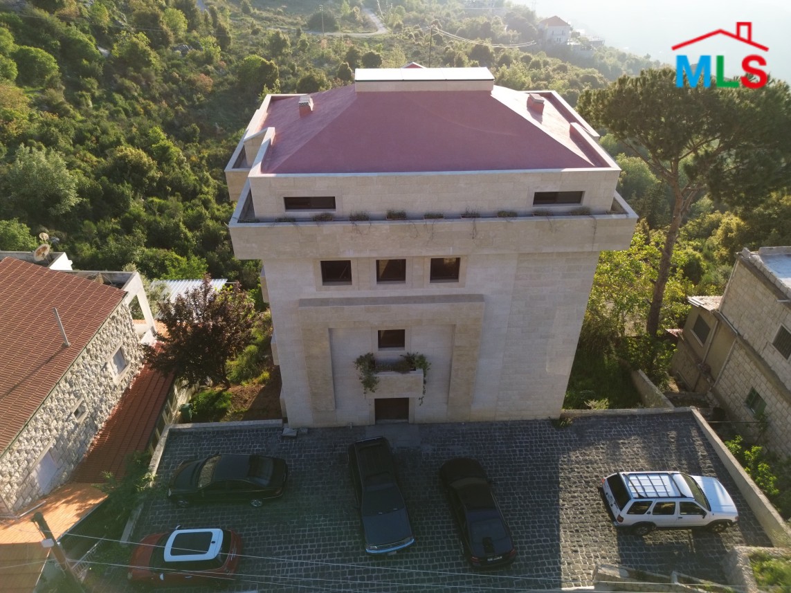 A High-End Well Constructed Building For Sale In Bikfaya