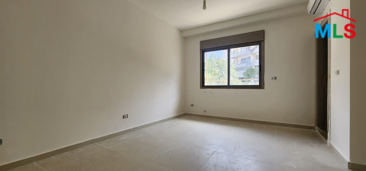 Spacious Apartment With Great Seaview for Sale In Jamhour