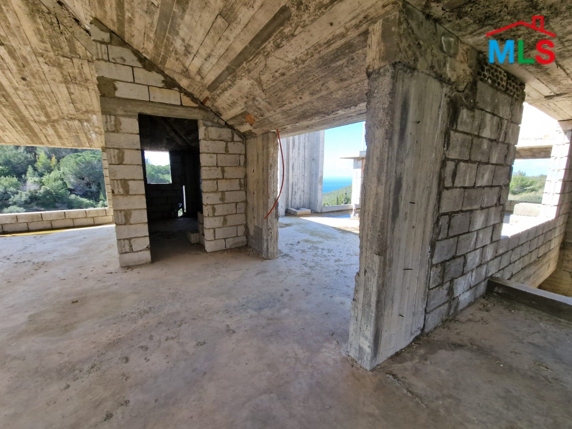 Core & Shell Villa With Pool for Sale in Mrah Chedid, Batroun