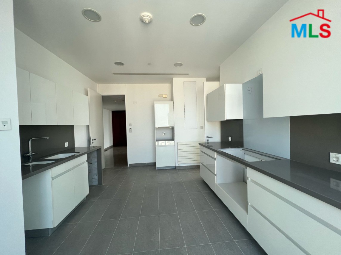 Apartment with City View for Sale in a Prime Location in Achrafieh