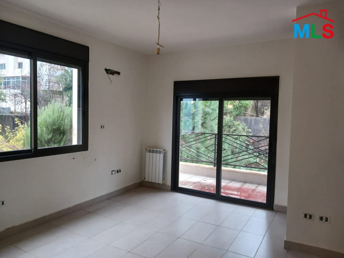 Spacious 4-Bedroom Apartment for Sale In Mazraat Yachouh