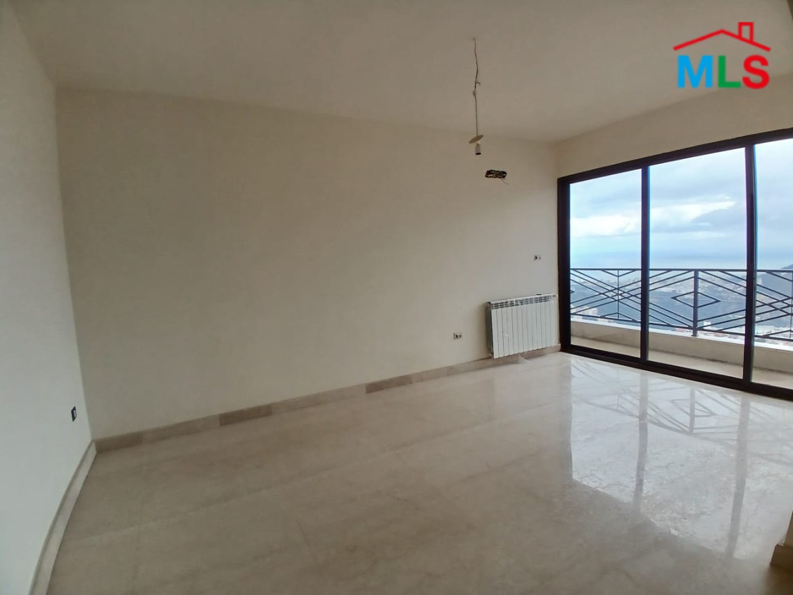 Spacious Apartment for Sale In Mazraat Yachouh