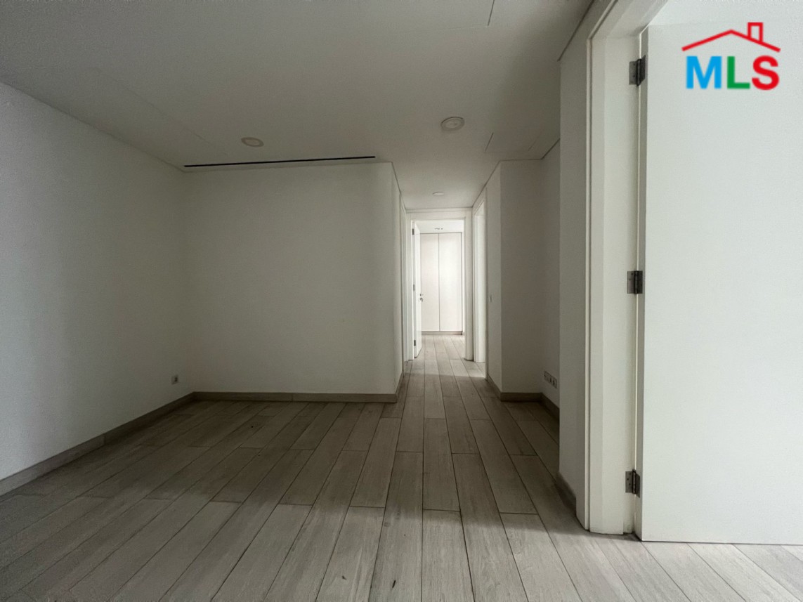 4-Bedroom Apartment for Sale In Achrafieh Carré D'or