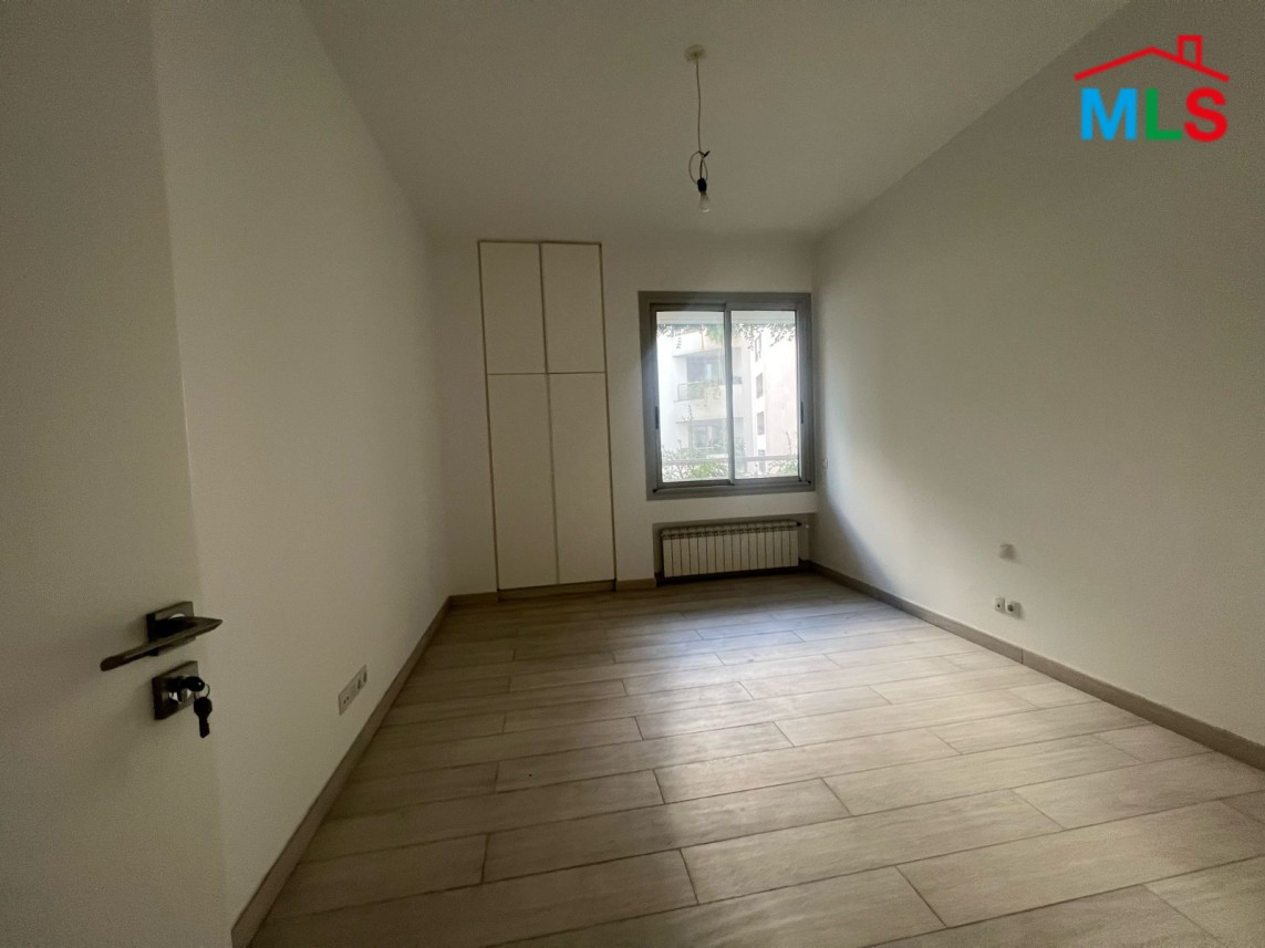 4-Bedroom Apartment for Sale In Achrafieh Carré D'or