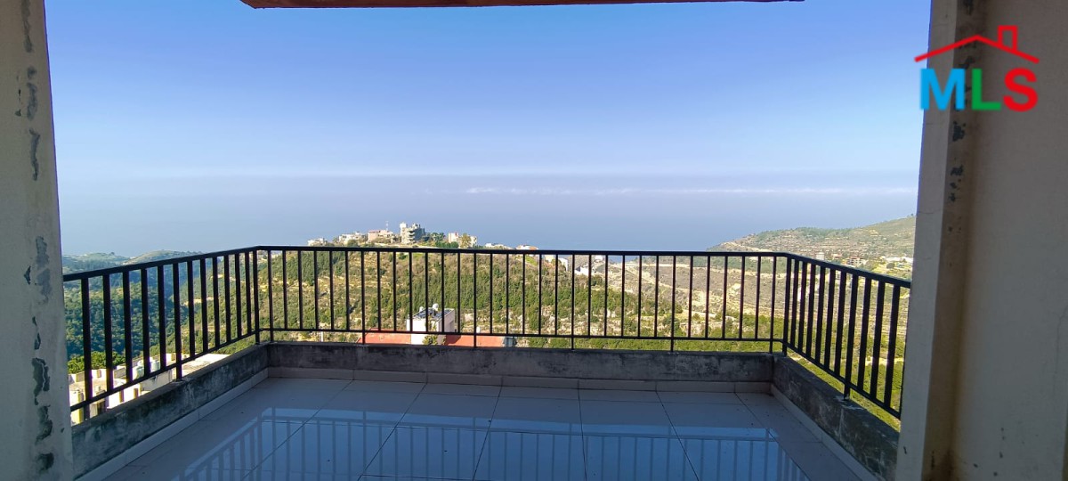 Apartment With Panoramic View for Sale In Ghedras