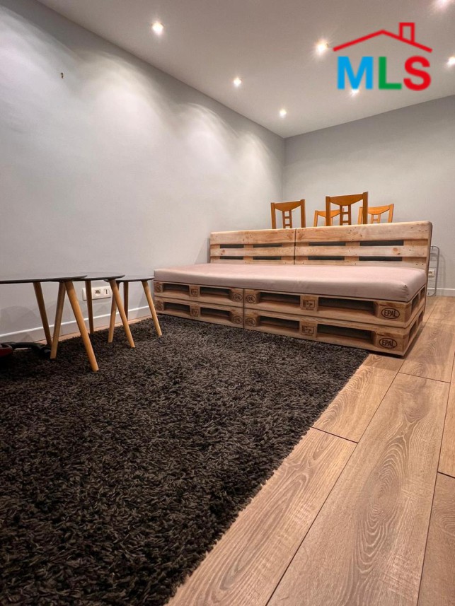 Furnished Cozy Studio for Sale In Paris VIIIème - 24 m²