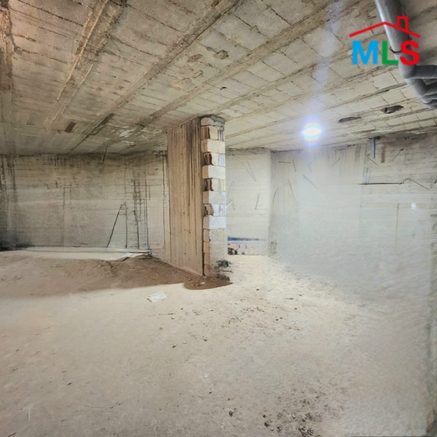 An Open Space Warehouse for Sale In Mazraat Yachouh