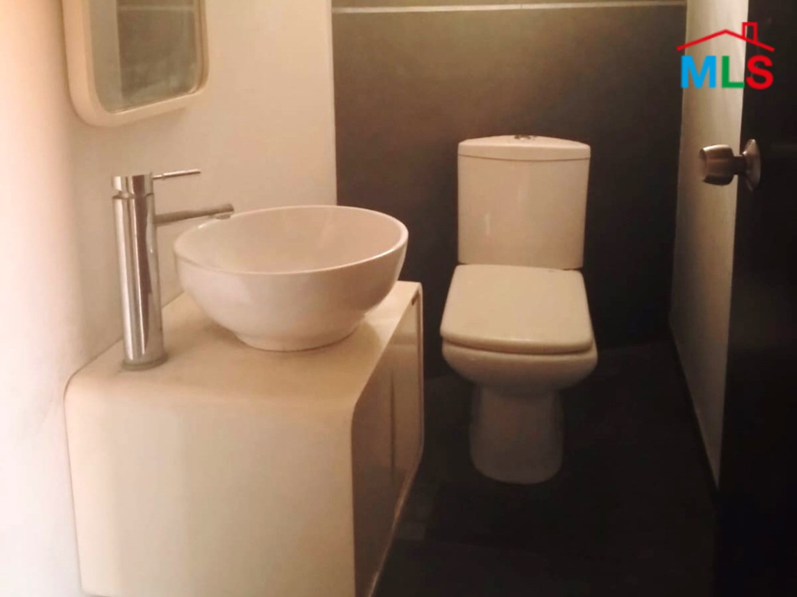 Spacious Office for Sale in Prime location in Jounieh