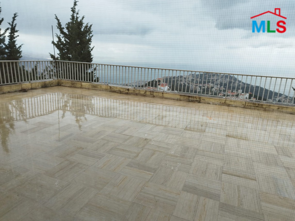 Villa With Open View for Sale in Kfour