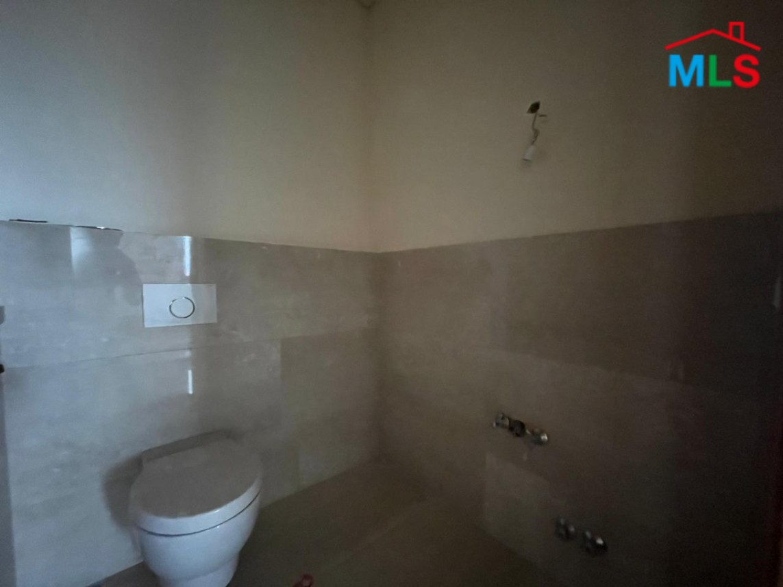 Spacious Duplex With Roof for Sale In Monteverde
