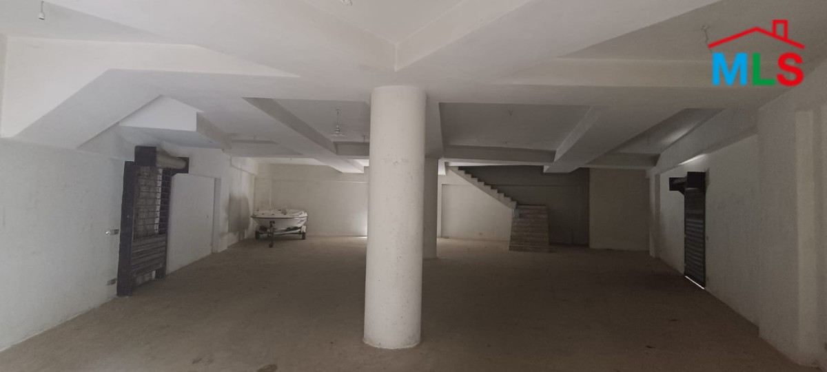 500 SQM Showroom For Sale In Zouk Mosbeh