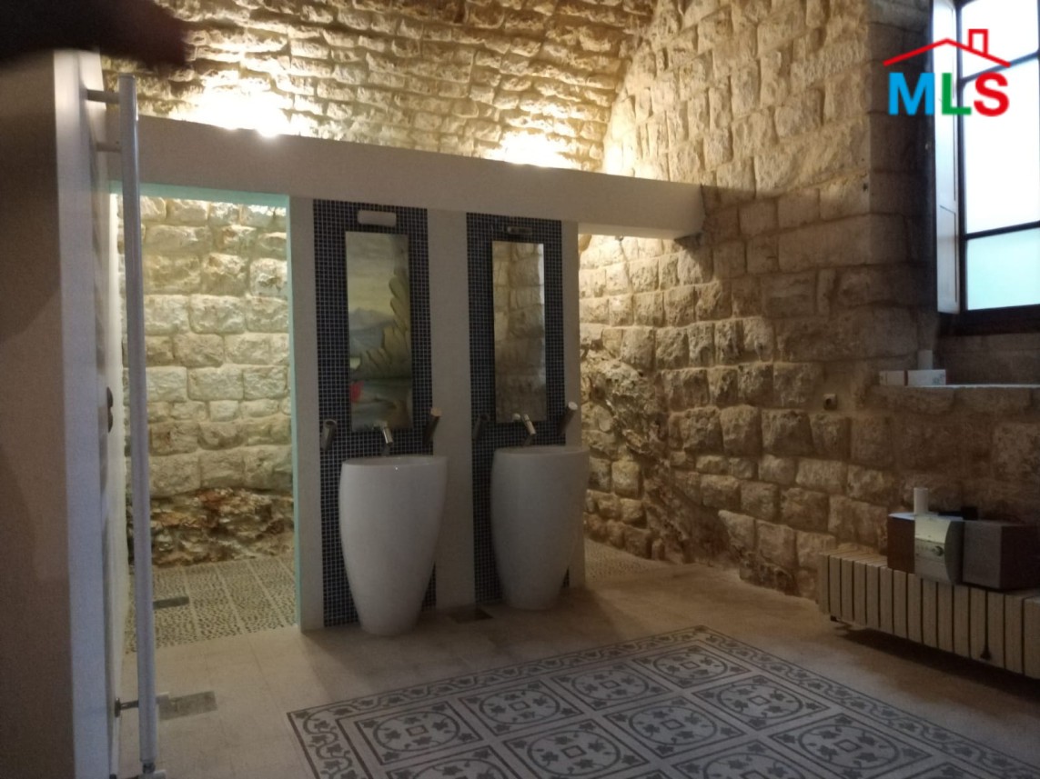 Traditional Lebanese Old House with Land for Sale in Ghadir