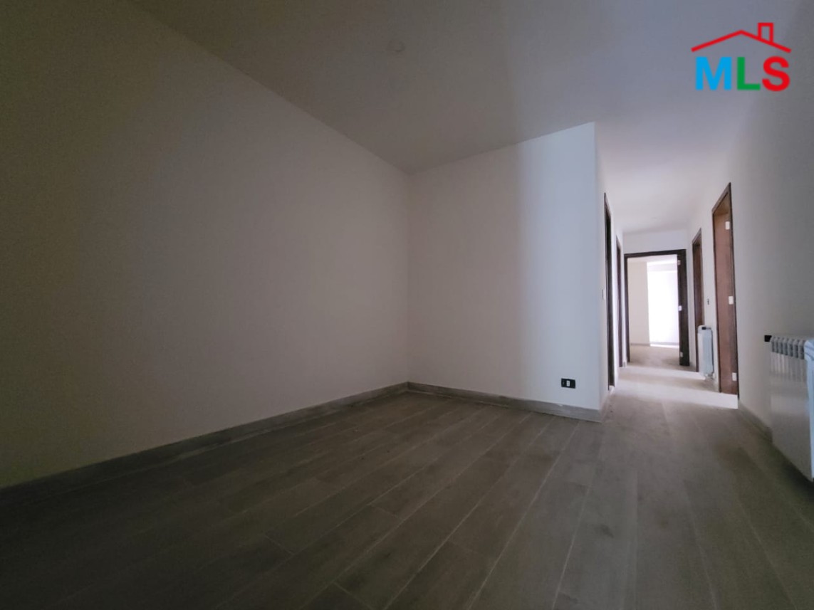 Spacious Simplex With Garden for Sale in Ain Saadeh