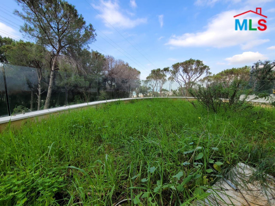 Spacious Simplex With Garden for Sale in Ain Saadeh