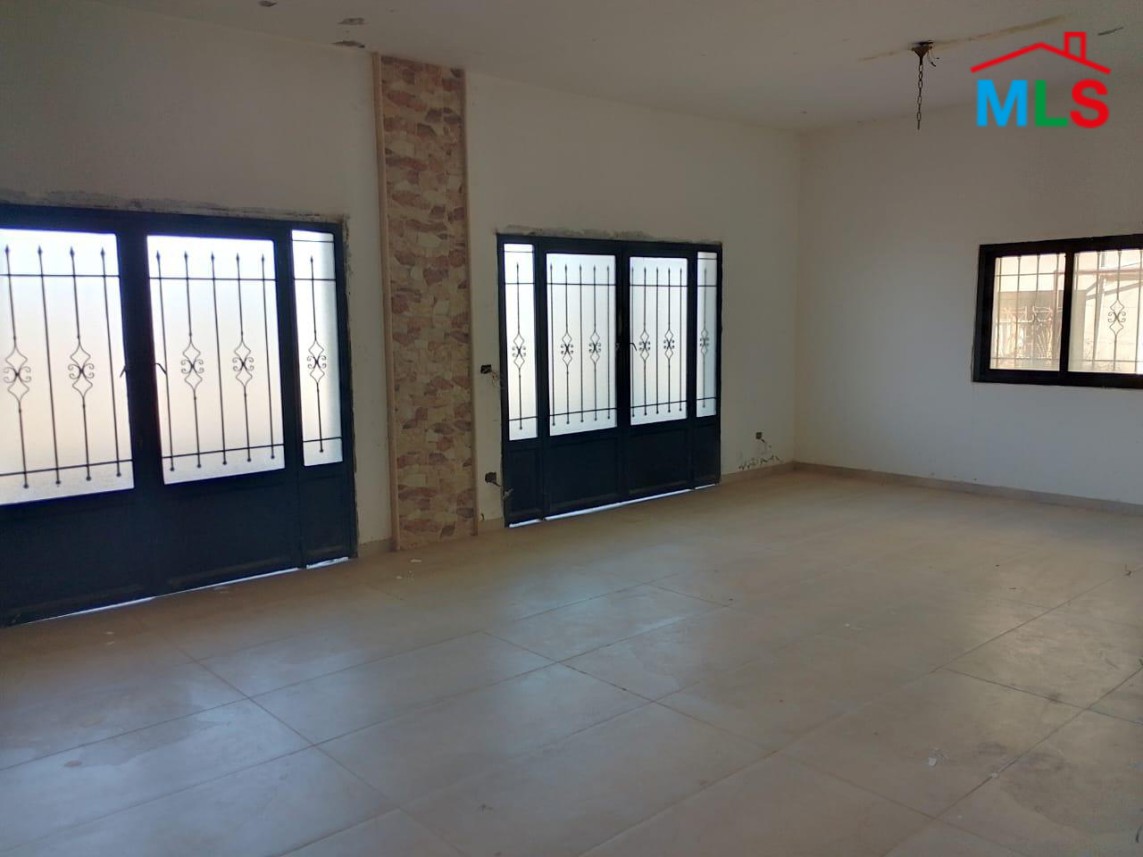 A 900 SQM Land for Sale In Mreijat