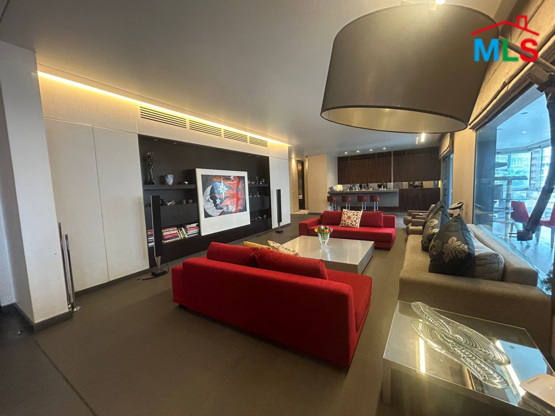 3-Bedroom Apartment with Open View for Sale in Ain Al Tineh