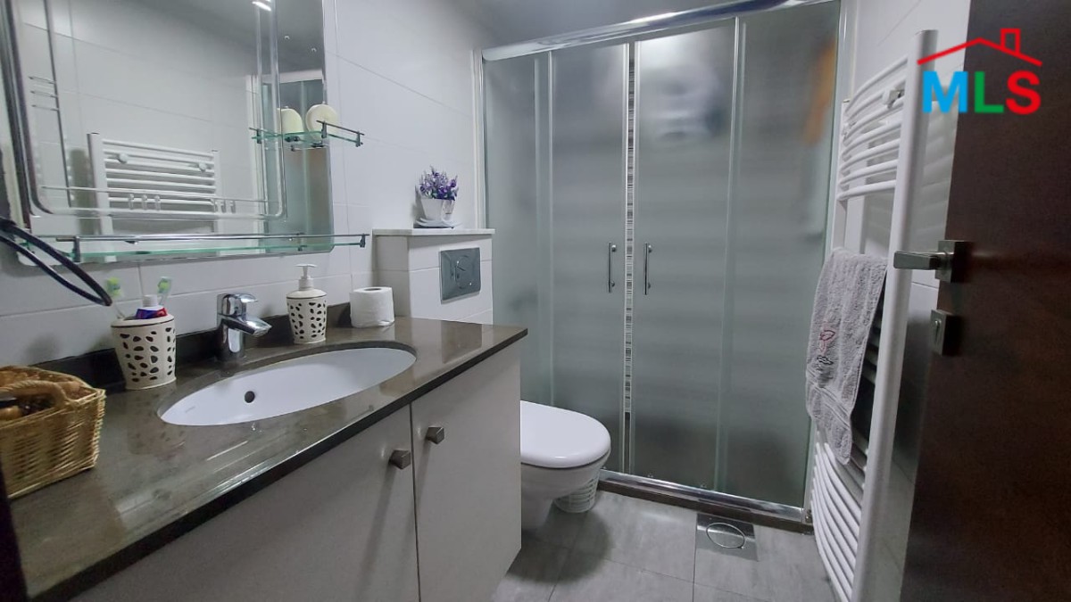 Super Deluxe Decorated Apartment for Sale In Hboub