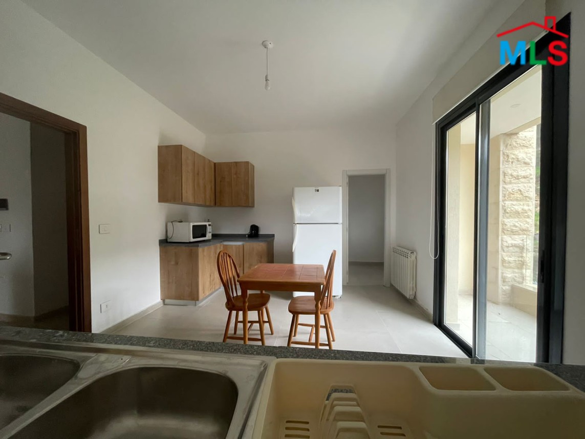 Spacious Deluxe Apartment for Sale In Baabdat