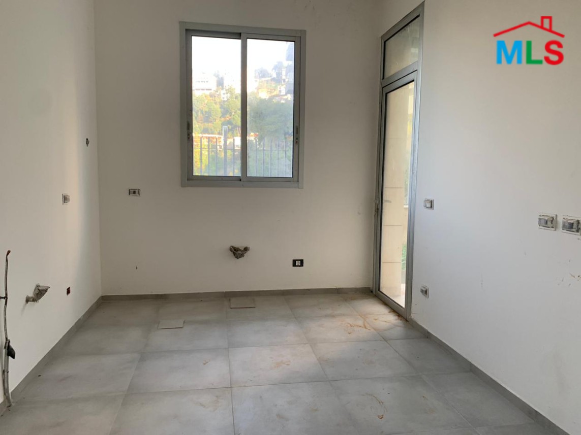 Spacious Apartment With Garden for Sale In Monteverde