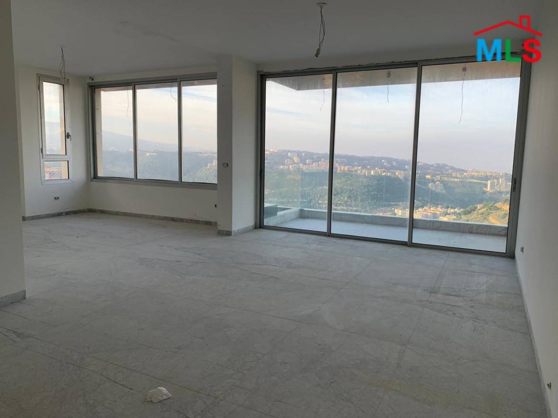 Spacious Duplex With Terrace for Sale In Monteverde