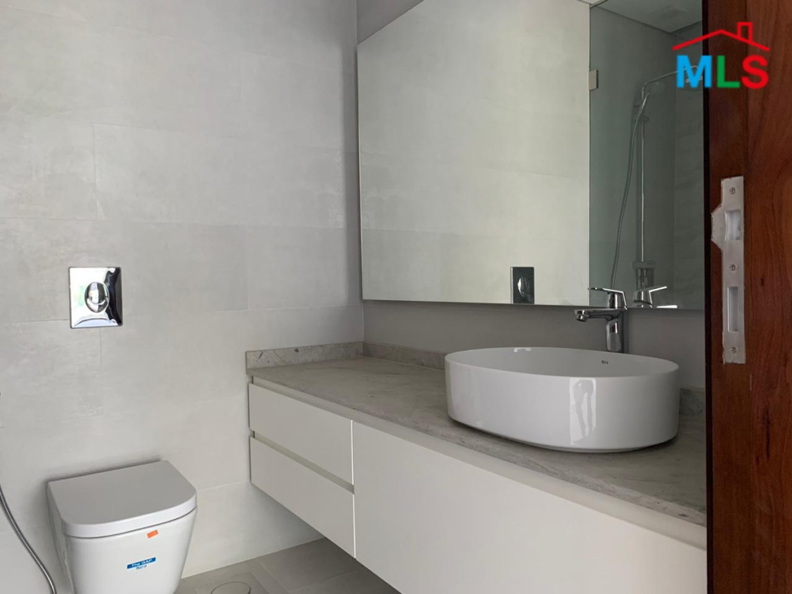 Fully Decorated Spacious Duplex With Terrace for Sale In Monteverde