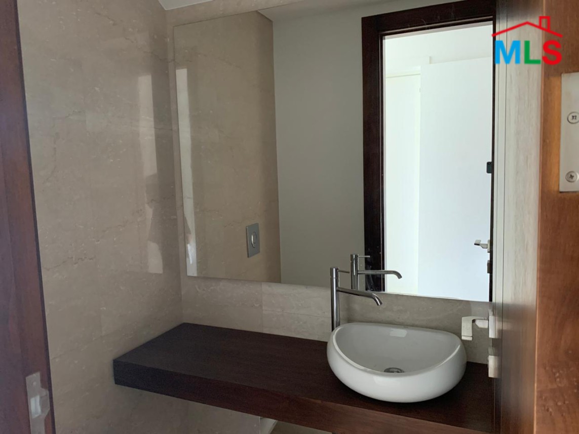 Fully Decorated Spacious Duplex With Terrace for Sale In Monteverde