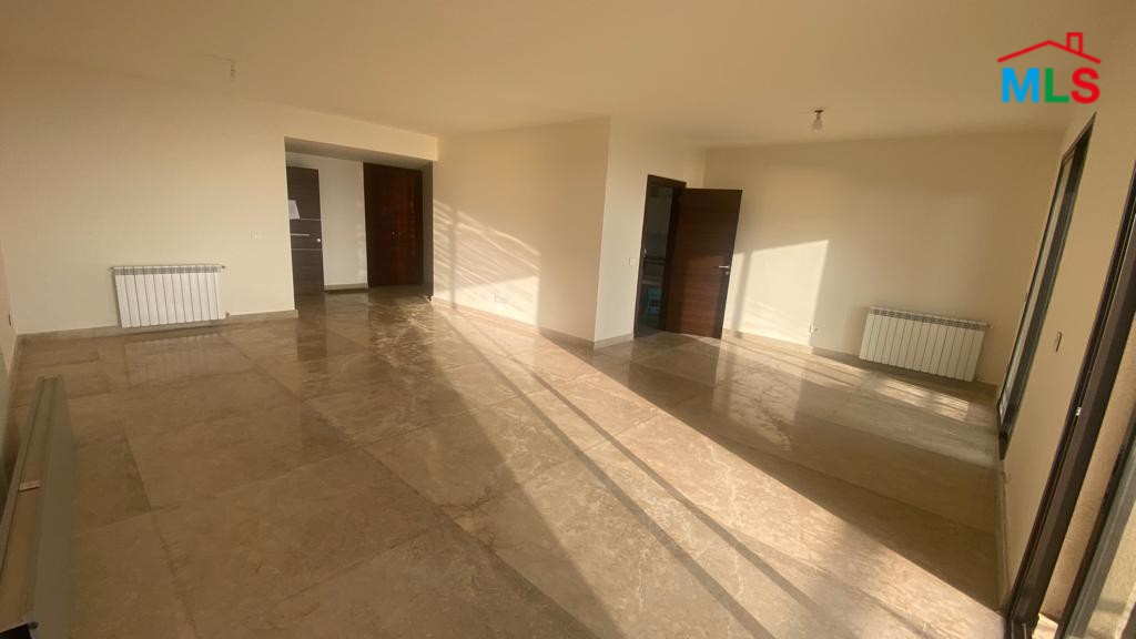 Luxurious Apartment With A Panoramic Seaview For Sale in Beit Misk