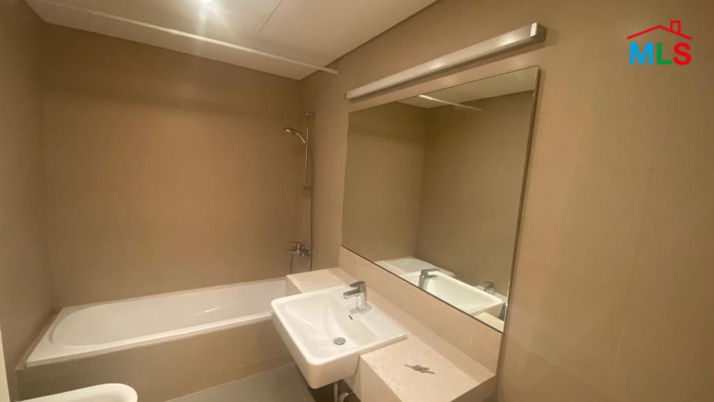 Luxurious Apartment With A Panoramic Seaview For Sale in Beit Misk