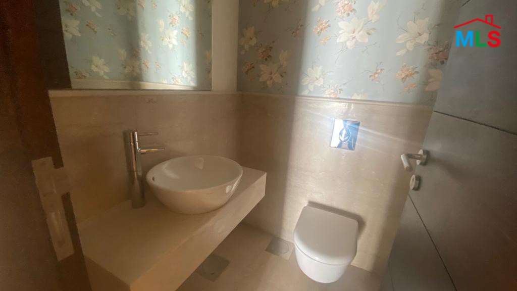 Luxurious Apartment With A Panoramic Seaview For Sale in Beit Misk