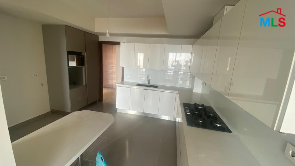 Luxurious Apartment With A Panoramic Seaview For Sale in Beit Misk