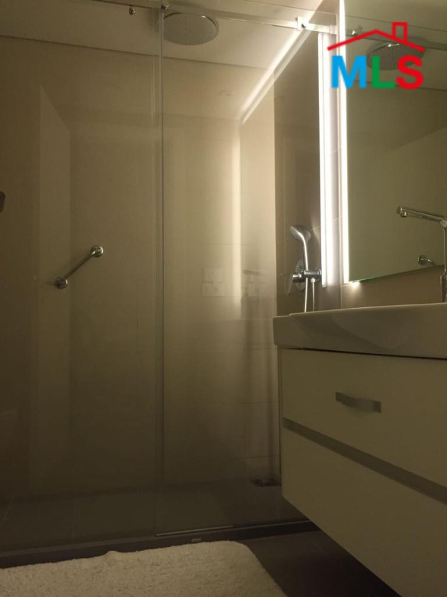 Luxurious Apartment With A Panoramic Seaview For Sale in Beit Misk