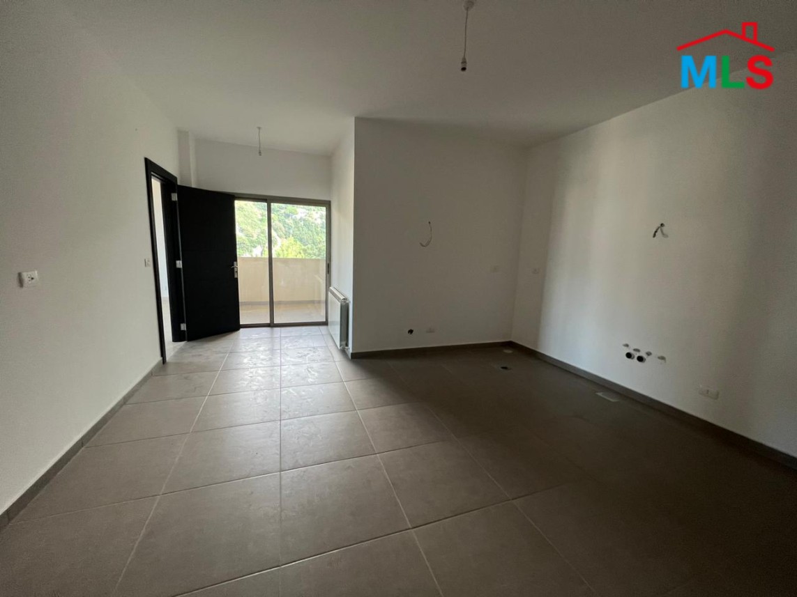 Lovely Deluxe Apartment With Panoramic Seaview for Sale In Kfarhbeib