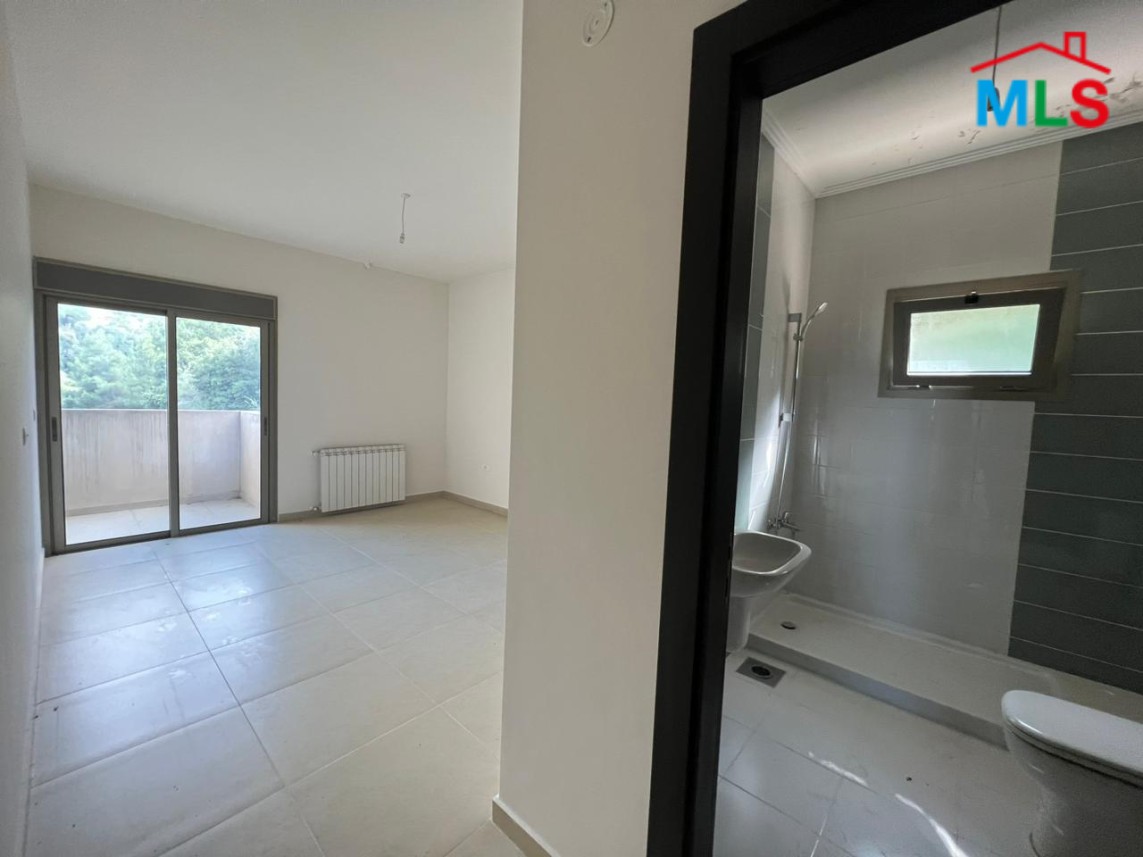 Lovely Deluxe Apartment With Panoramic Seaview for Sale In Kfarhbeib