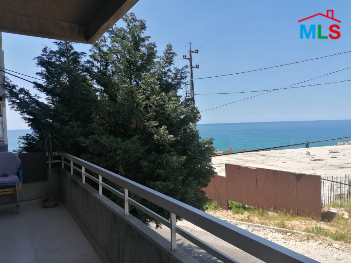Apartment in Halat for Sale With Seaview & Easy Access To The Highway