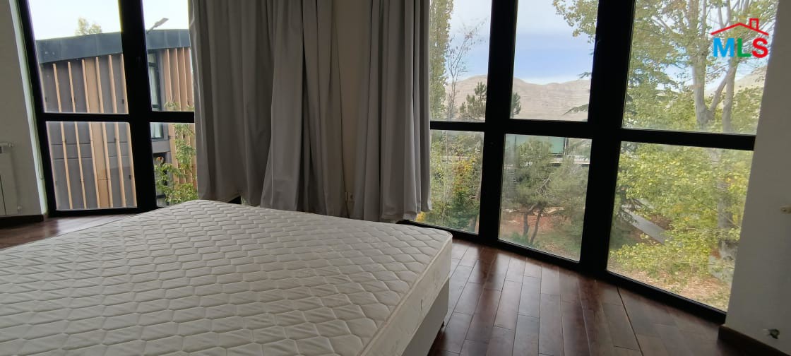 5-Bedroom Villa Loft In A Prime Location for Sale In San Antonio