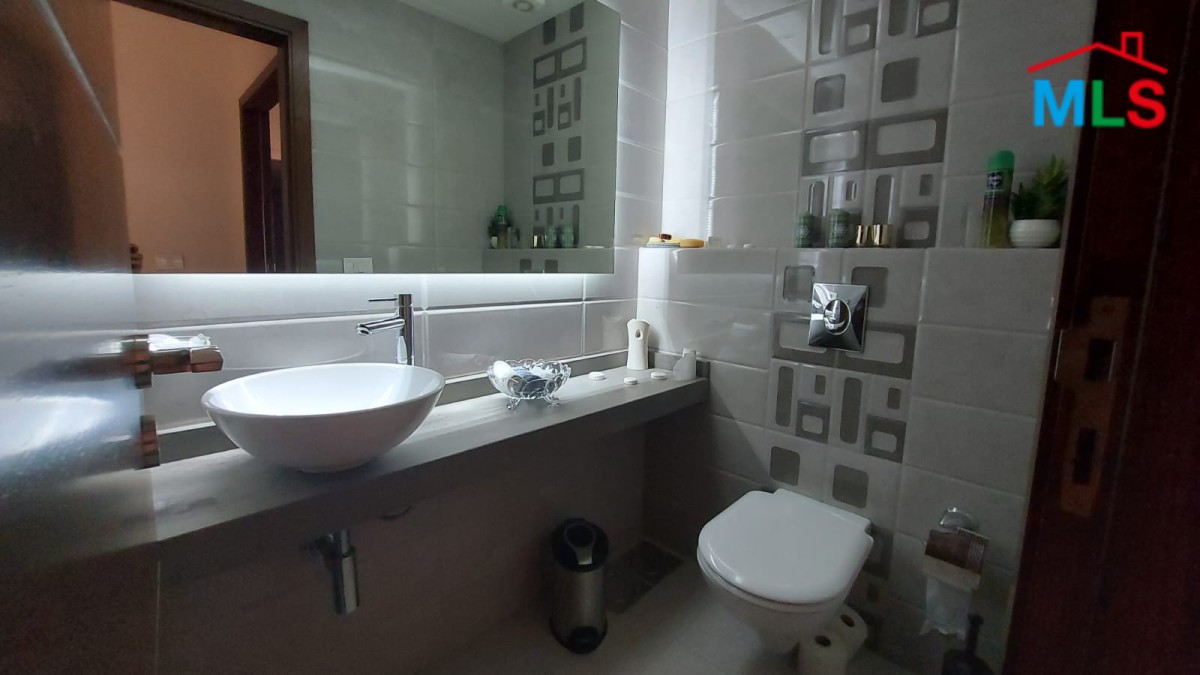 Fully Furnished Deluxe Apartment for Sale In Aamchit