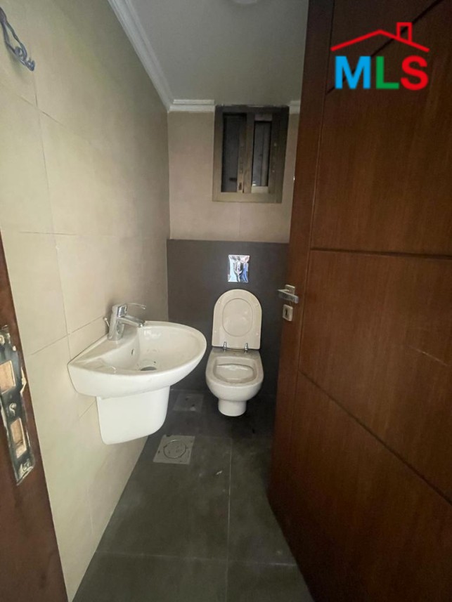 Apartment With Garden & Seaview for Sale in Jdayel