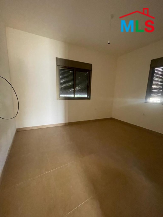 Apartment With Garden & Seaview for Sale in Jdayel