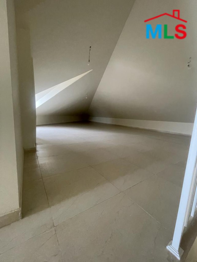 4-Room Office for Sale In Fatqa