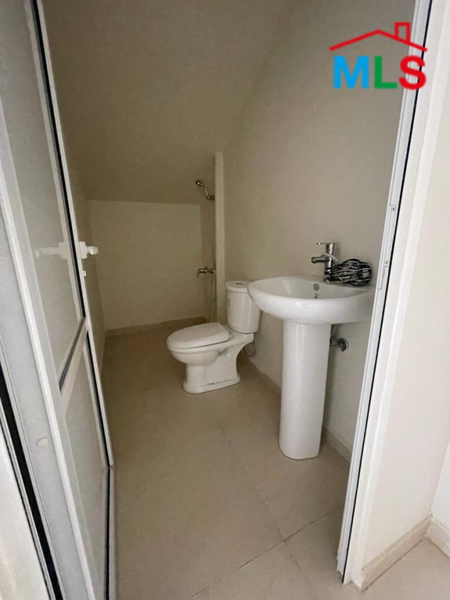 Duplex Office for Sale In Fatqa